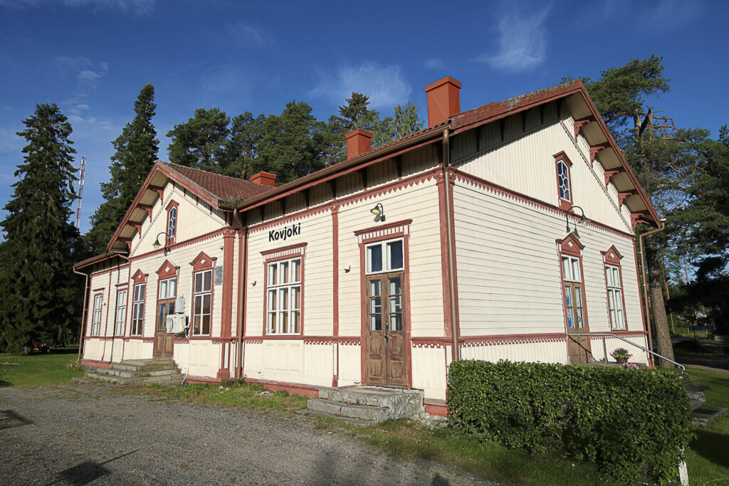 Uudenkaarlepyyn Museorautatie Vie Ajassa Yli 100 Vuotta Taaksep in 